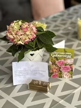 Blumentopf zum Geburtstag