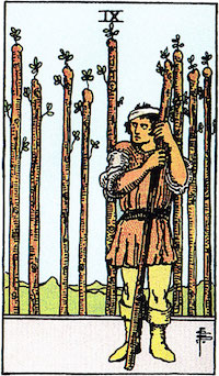 Tarotkarte Neun der Stäbe